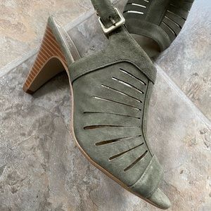 Alfani size 8.5 back strap heels 👠 BRAND NEW